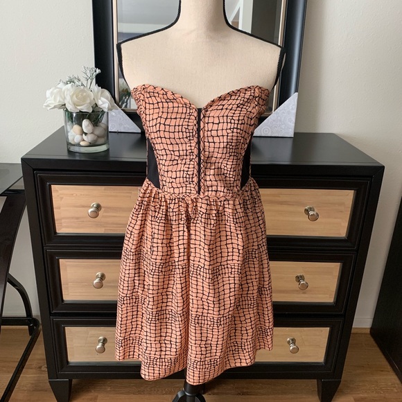 Dresses & Skirts - Peachy Pink Printed Dress